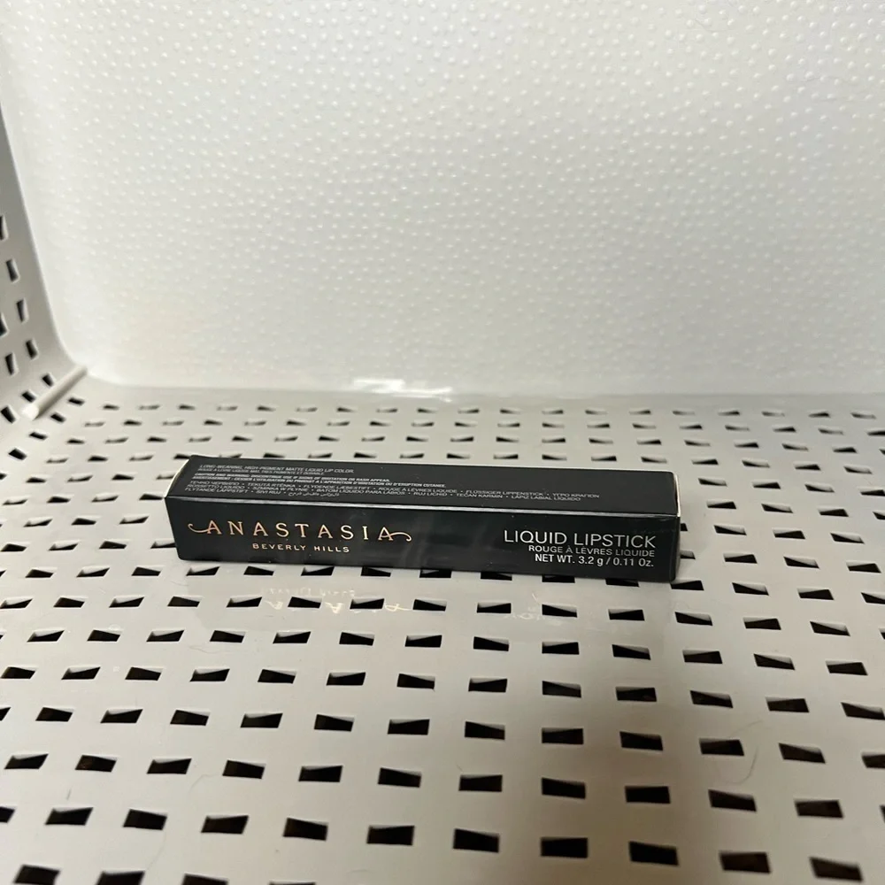 Anastasia Beverly Hills Discontinued Liquid Lipstick in Malt, Matte Finish